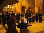 il coro al completo, il solista Gabriele Clima e l'organista Maria
Massimini